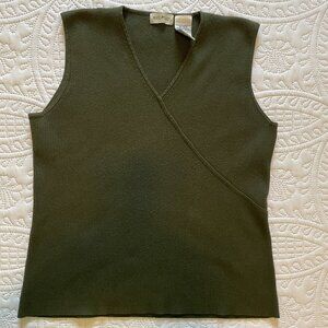 White Stag Vest 16/18